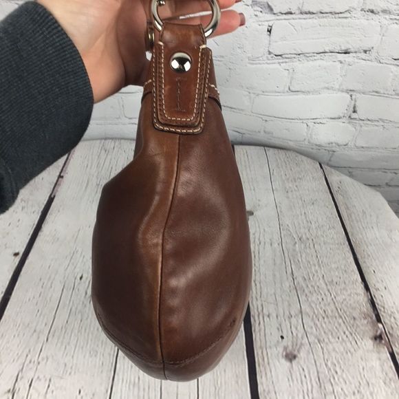 Vintage Coach SOHO Pleated Brown Leather Curved Shoulder Bag - Picture 11 of 14